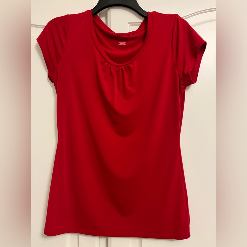 Worthington small red shirt